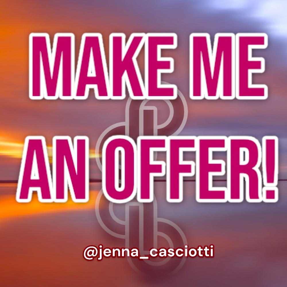 Make me an offer on your favorite items! 😊
